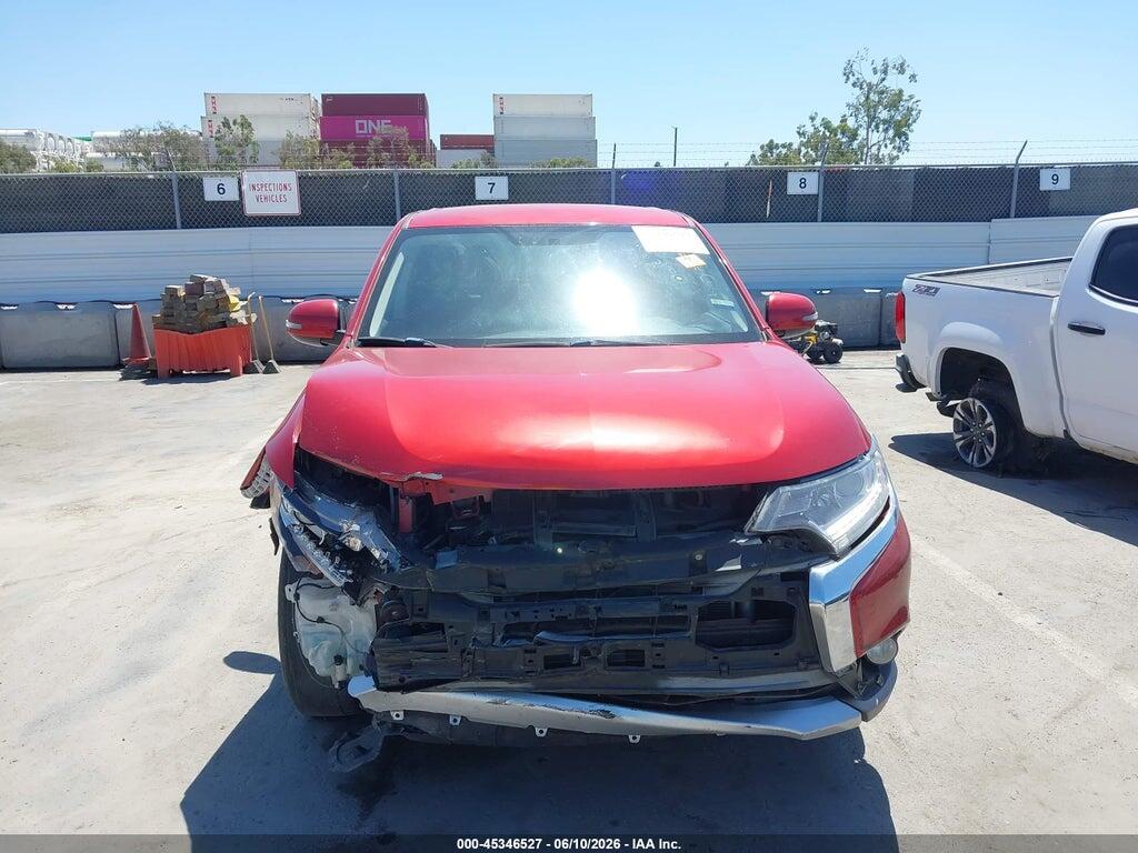 JA4AD3A36JZ040447 2018 MITSUBISHI OUTLANDER photo no. 12