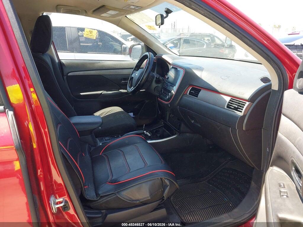 JA4AD3A36JZ040447 2018 MITSUBISHI OUTLANDER photo no. 5