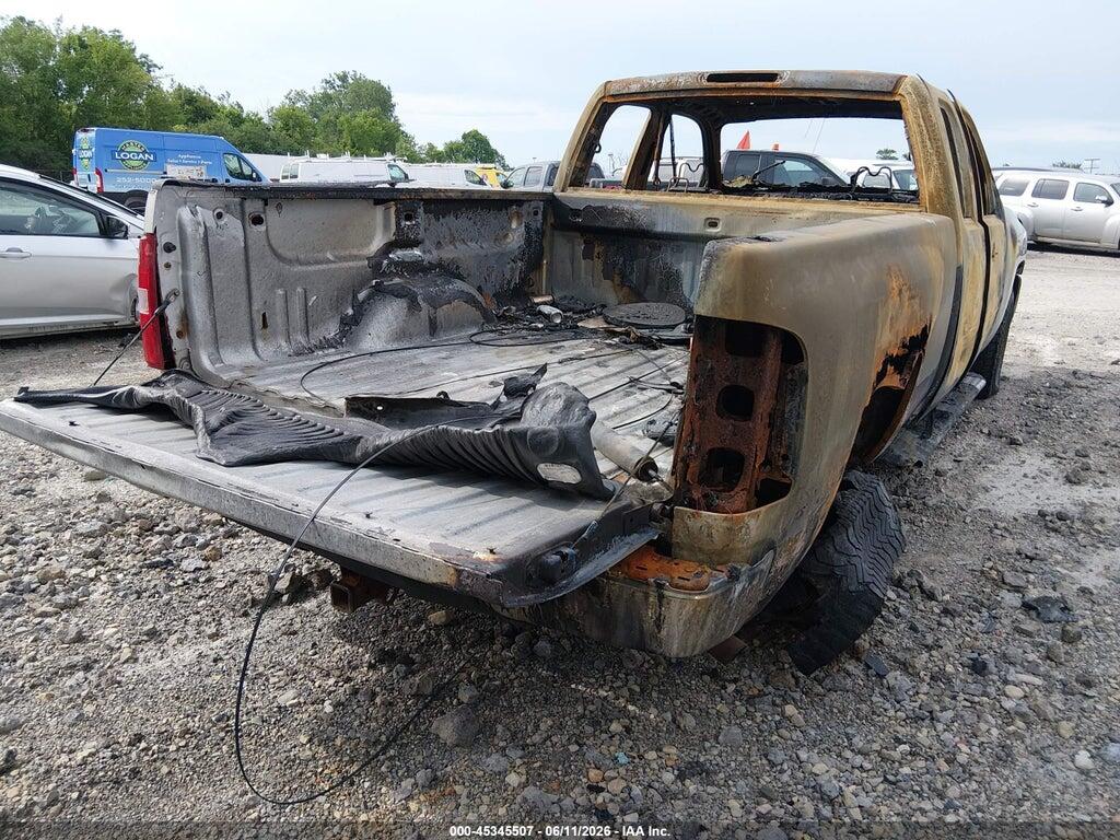 1GCSKSE35AZ118169 2010 CHEVROLET SILVERADO photo no. 4