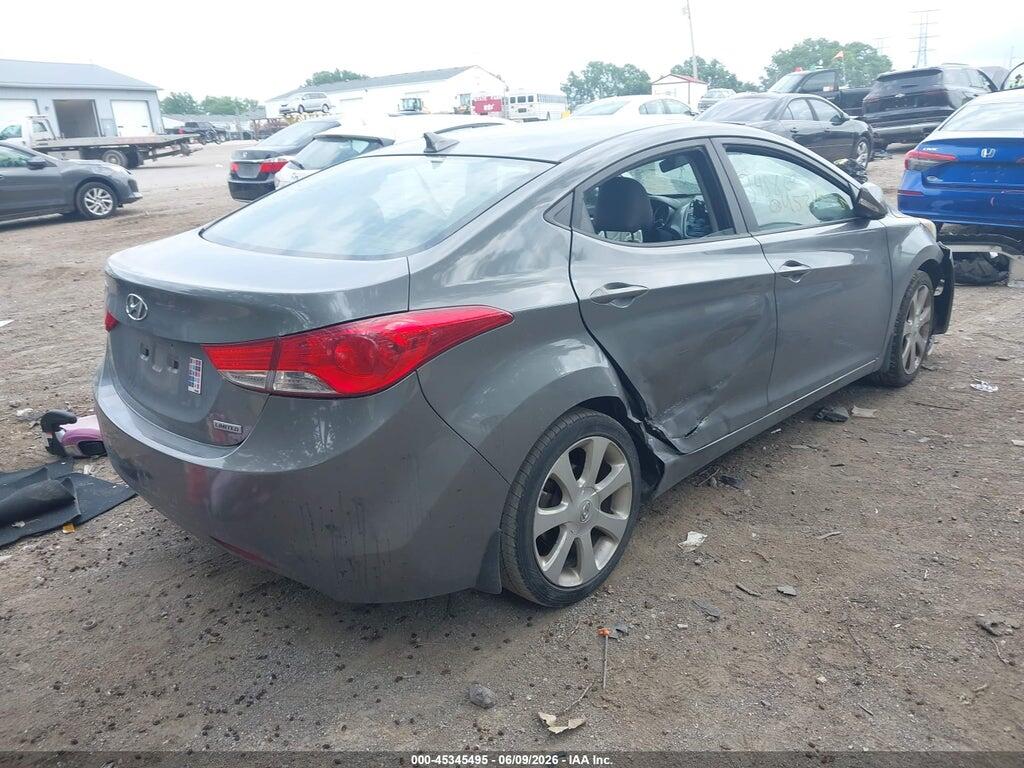 5NPDH4AE4DH345827 2013 HYUNDAI ELANTRA photo no. 4