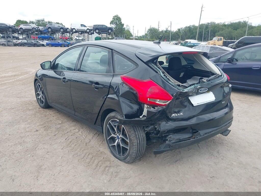 1FADP3M23HL307947 2017 FORD FOCUS photo no. 3