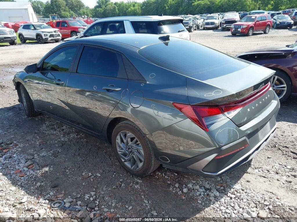 KMHLM4DG0RU700604 2024 HYUNDAI ELANTRA photo no. 3