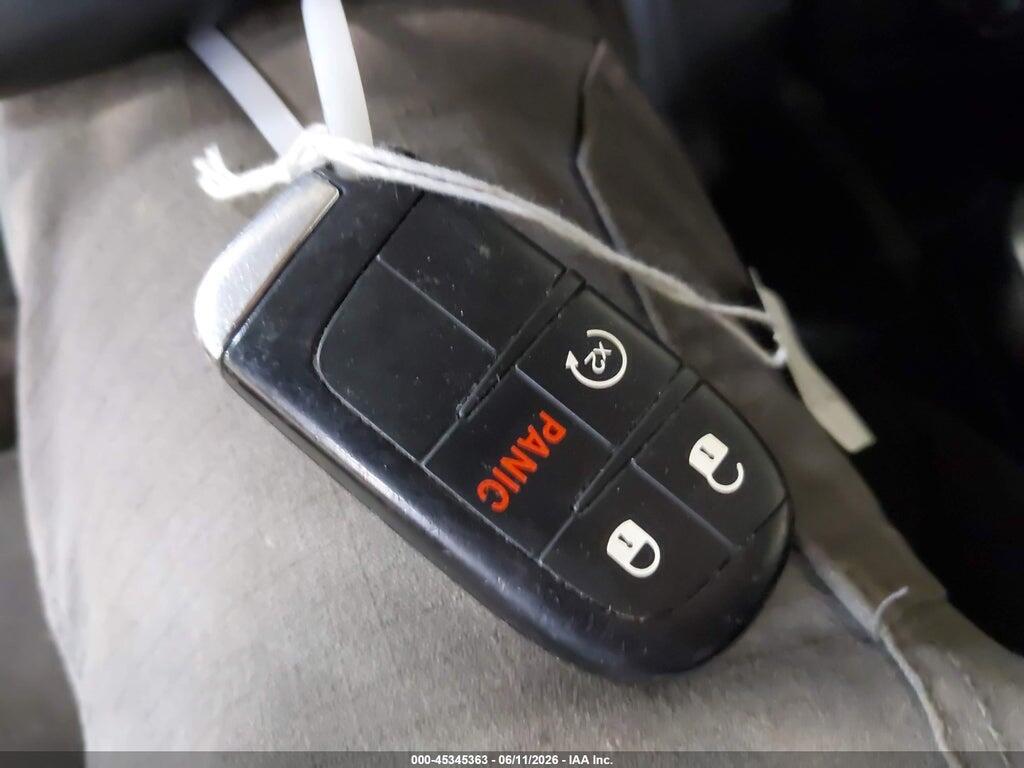 ZACNJDC16PPP25960 2023 JEEP RENEGADE photo no. 11