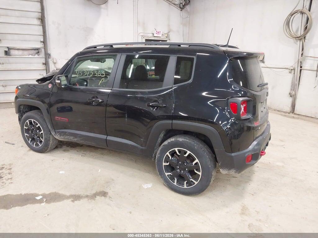 ZACNJDC16PPP25960 2023 JEEP RENEGADE photo no. 3