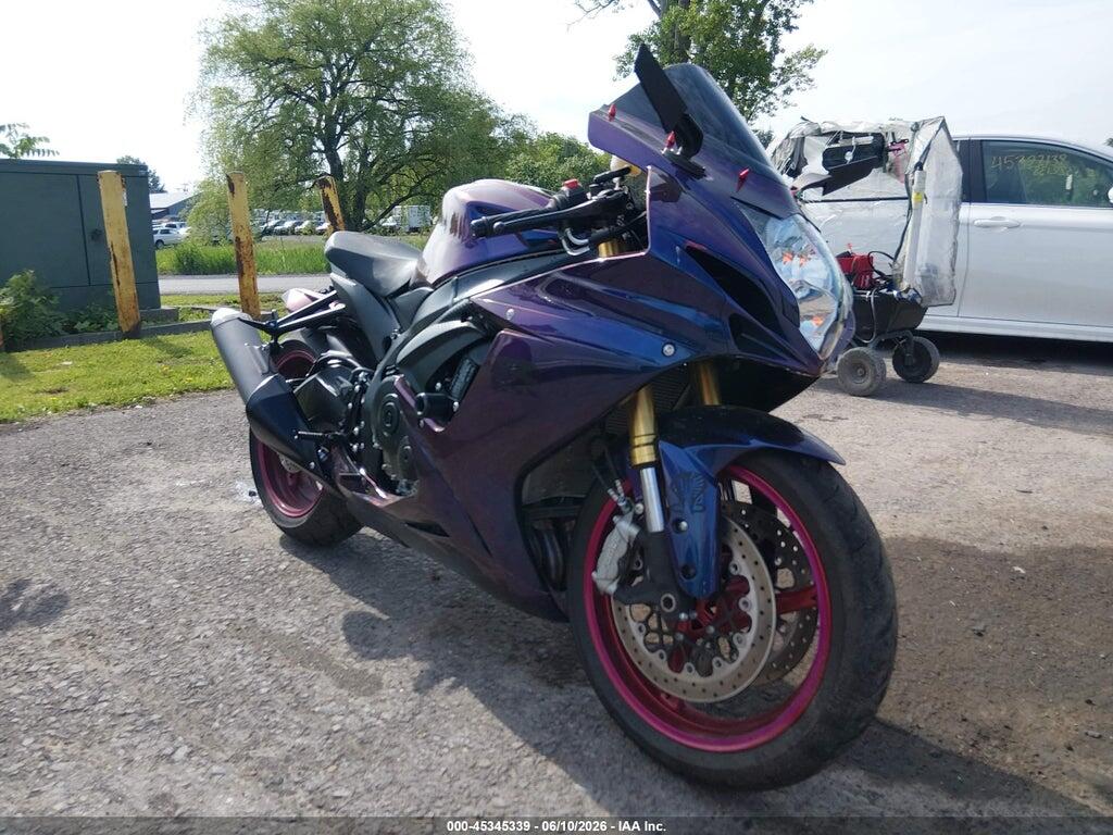 JS1GR7MAXS7100403 2025 SUZUKI GSX-R750 photo no. 1