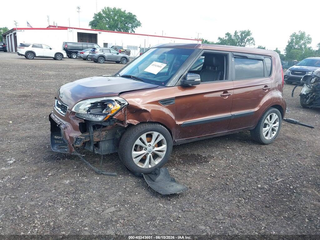 KNDJT2A62C7423698 2012 KIA SOUL photo no. 2