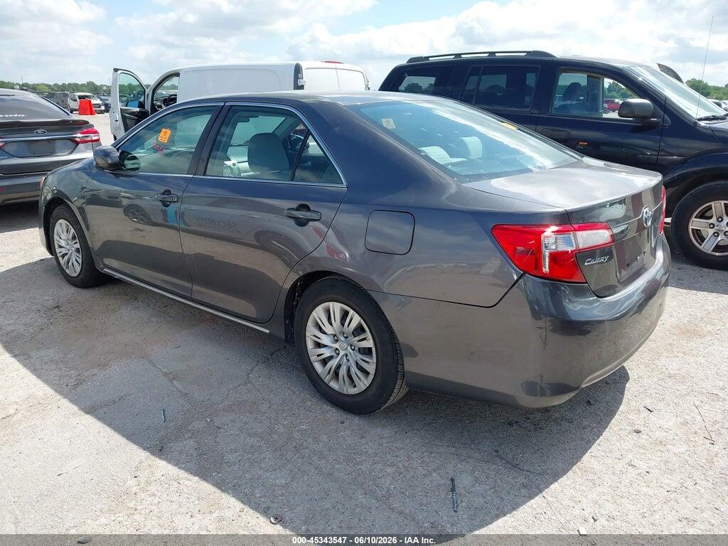 4T4BF1FK3ER395265 2014 TOYOTA CAMRY photo no. 3