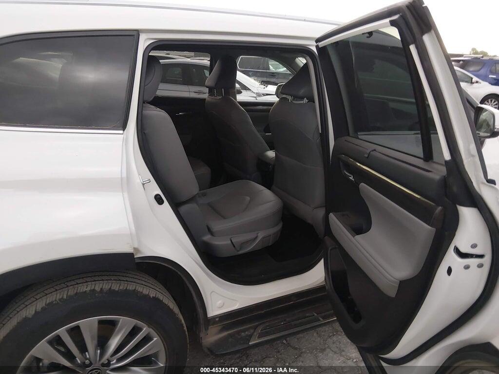 5TDFZRAH2MS035845 2021 TOYOTA HIGHLANDER photo no. 8