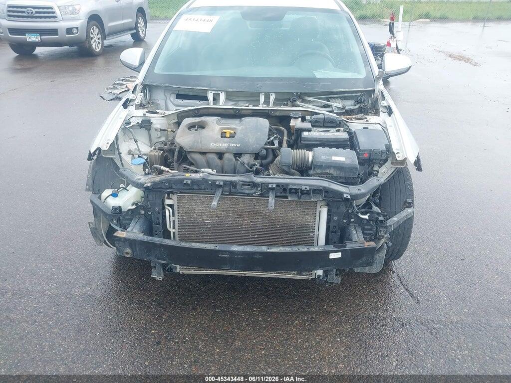 KMHD74LFXHU324707 2017 HYUNDAI ELANTRA photo no. 6