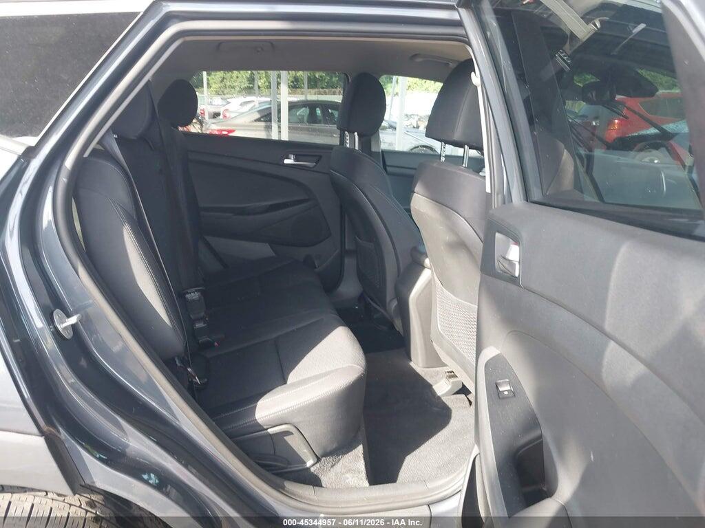 KM8J3CA46KU057535 2019 HYUNDAI TUCSON photo no. 8