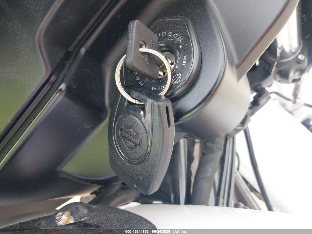 1HD1KB718RB638053 2024 HARLEY-DAVIDSON FLHX photo no. 11
