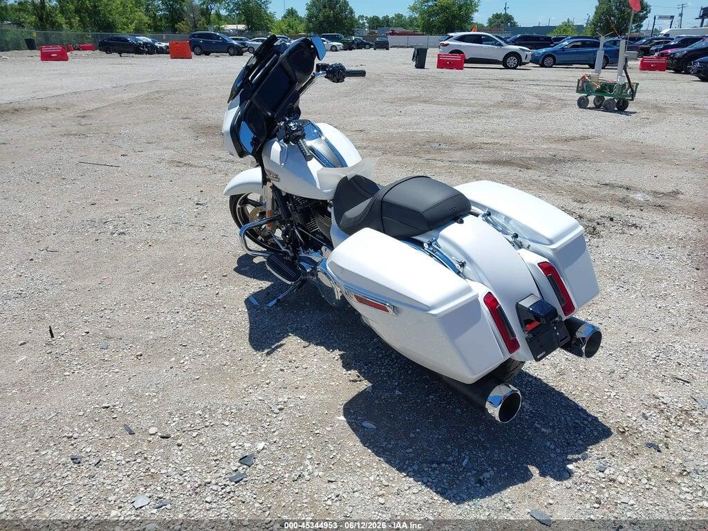 1HD1KB718RB638053 2024 HARLEY-DAVIDSON FLHX photo no. 3