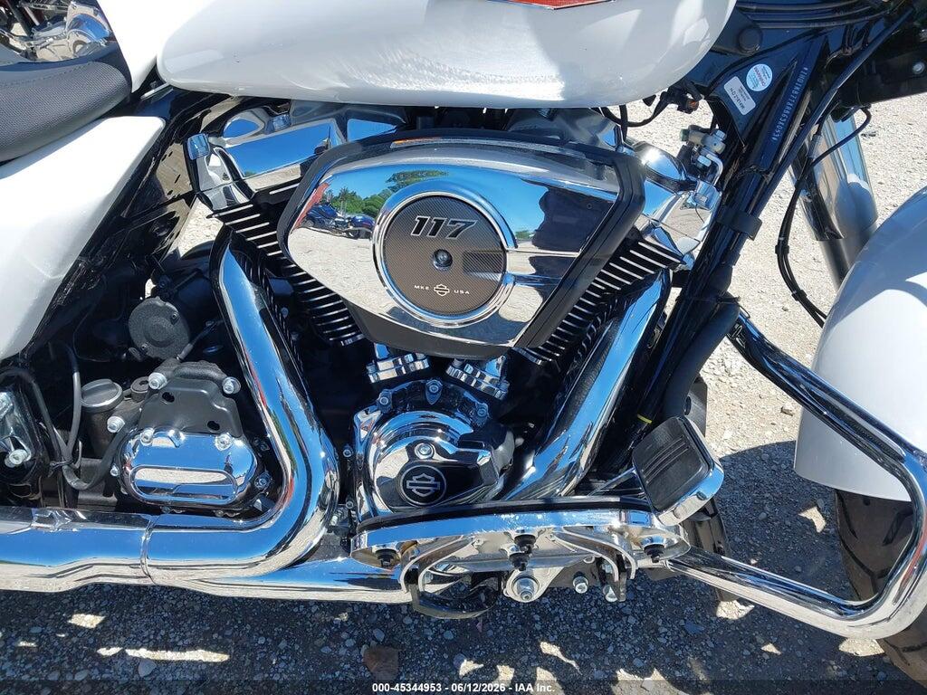 1HD1KB718RB638053 2024 HARLEY-DAVIDSON FLHX photo no. 8