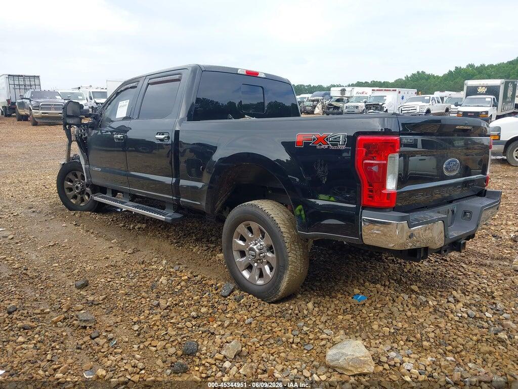 1FT7W2BT7HEF05645 2017 FORD F-250 photo no. 3