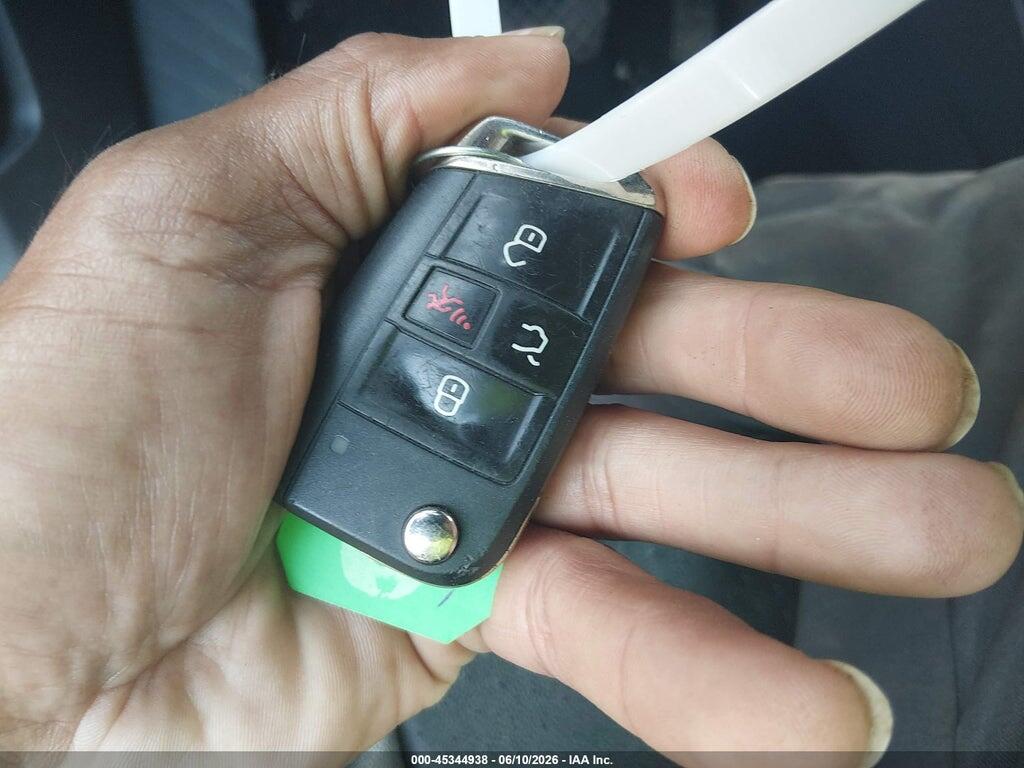 3VV2B7AX1MM133748 2021 VOLKSWAGEN TIGUAN photo no. 11