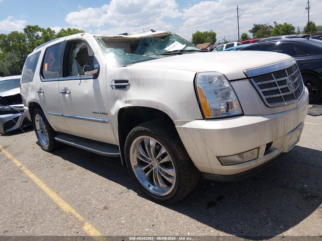 1GYS3BEF2BR111635 2011 CADILLAC ESCALADE photo no. 1