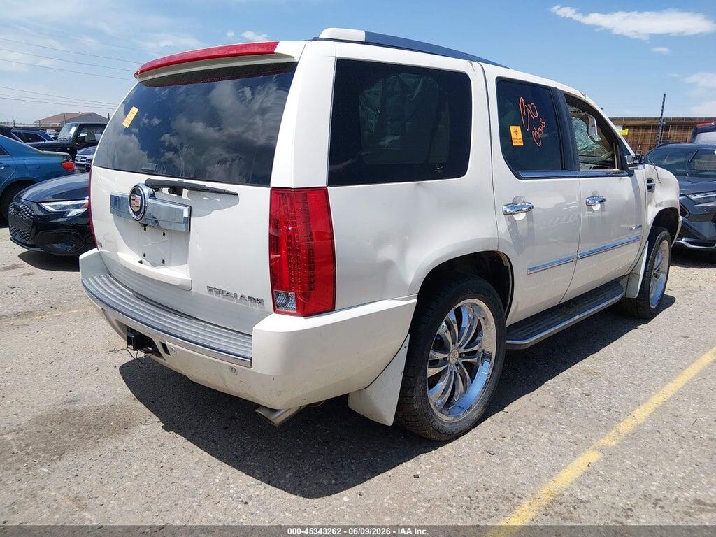 1GYS3BEF2BR111635 2011 CADILLAC ESCALADE photo no. 4