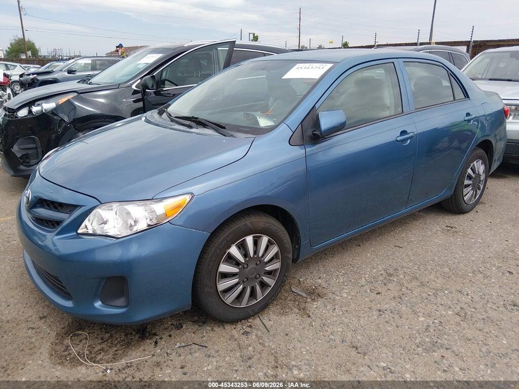 5YFBU4EE8DP206865 2013 TOYOTA COROLLA photo no. 2