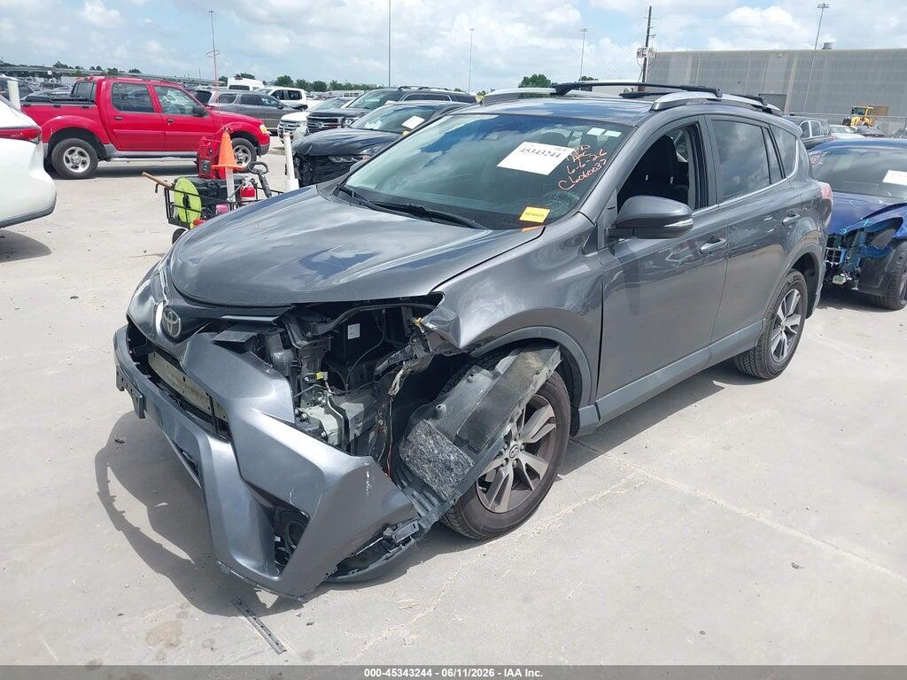 2T3WFREV0JW432246 2018 TOYOTA RAV4 photo no. 2