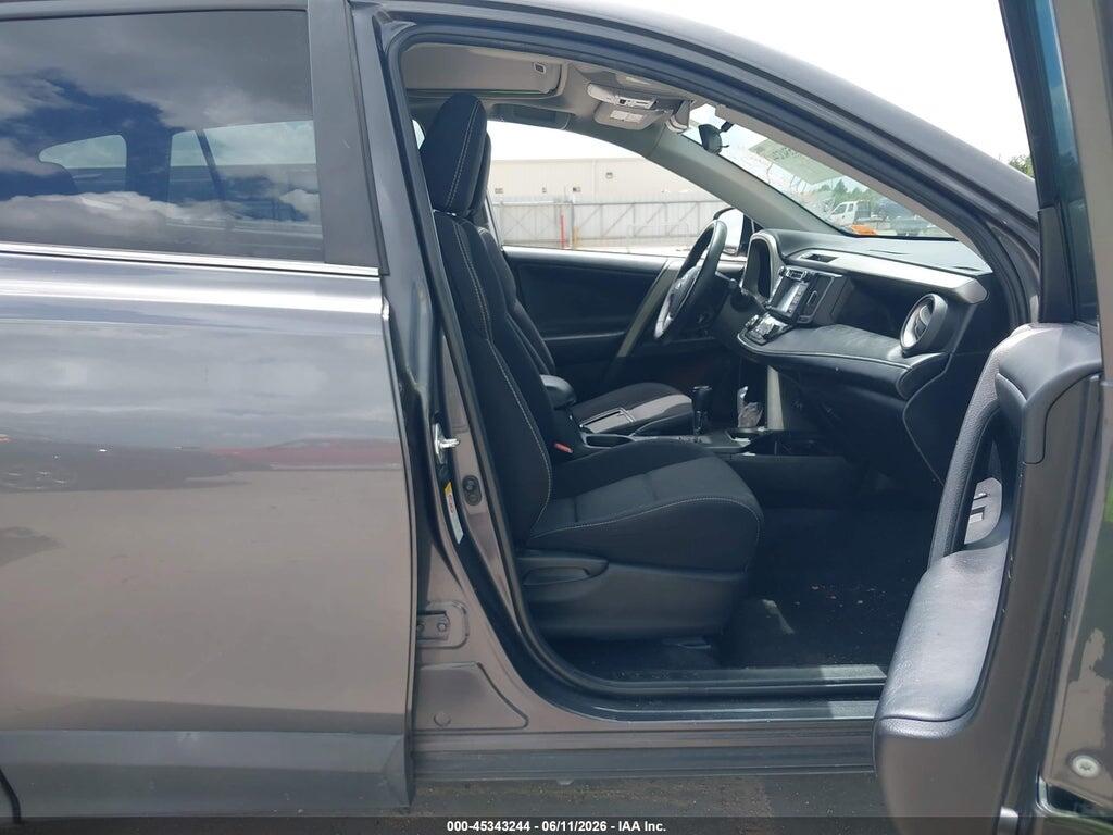 2T3WFREV0JW432246 2018 TOYOTA RAV4 photo no. 5