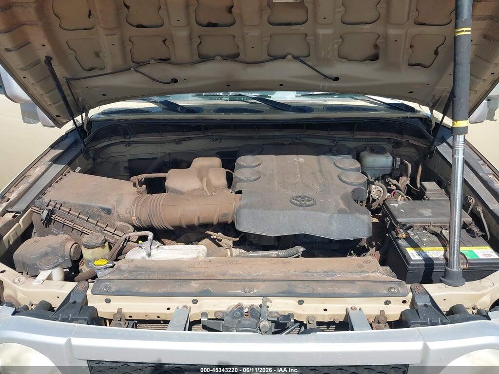 JTEBU4BF6EK187550 2014 TOYOTA FJ CRUISER photo no. 10
