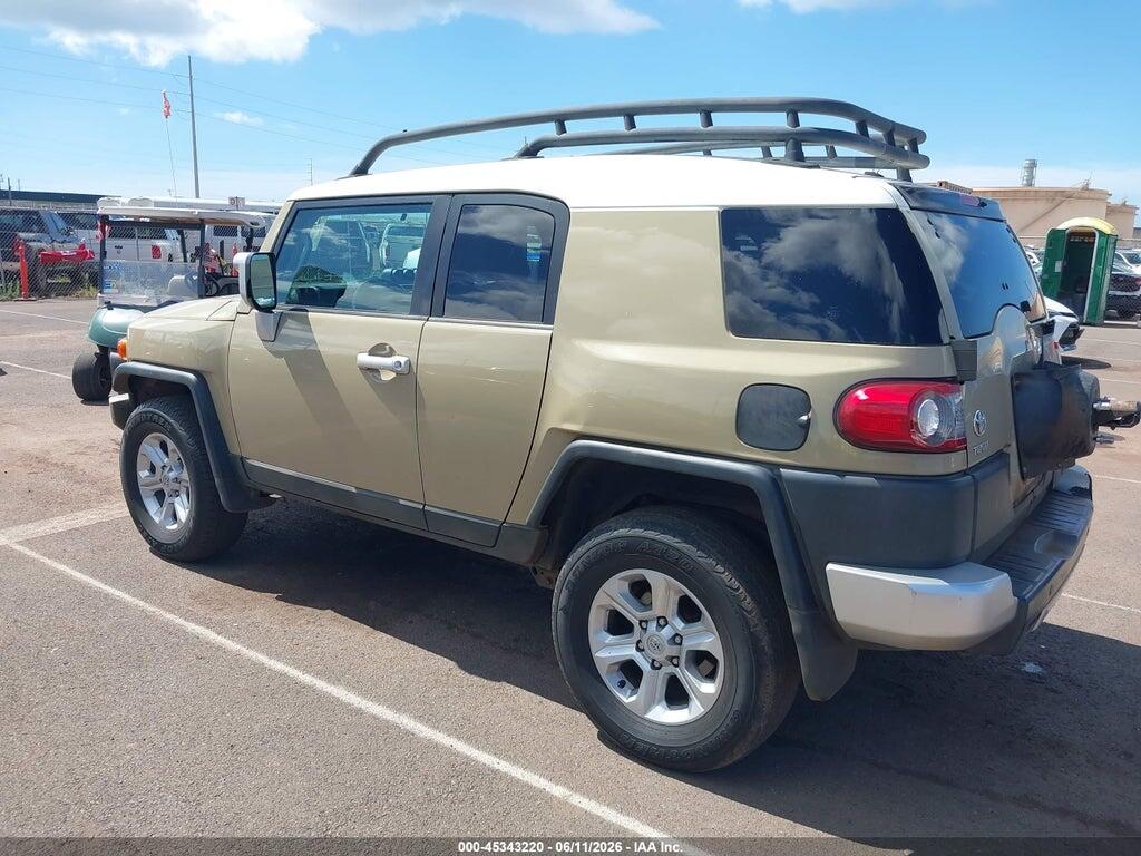 JTEBU4BF6EK187550 2014 TOYOTA FJ CRUISER photo no. 3