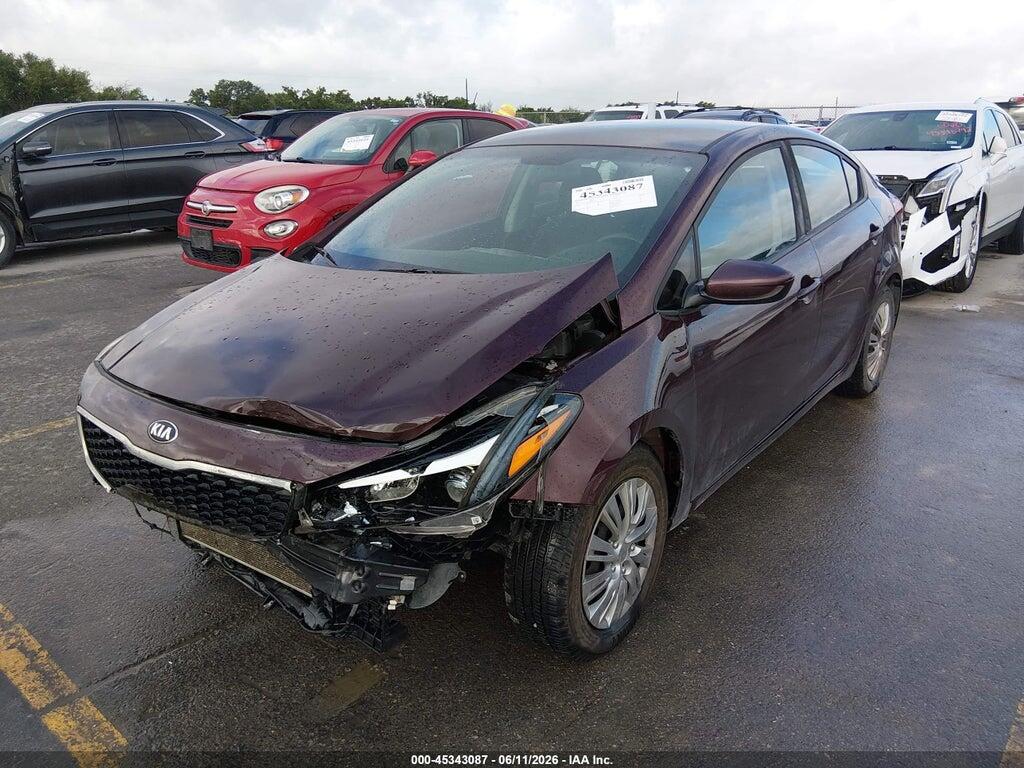 3KPFL4A76HE061229 2017 KIA FORTE photo no. 2