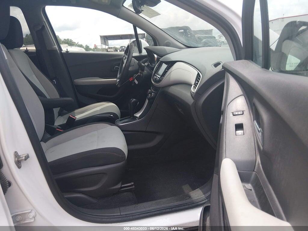 3GNCJKSB4LL208689 2020 CHEVROLET TRAX photo no. 5