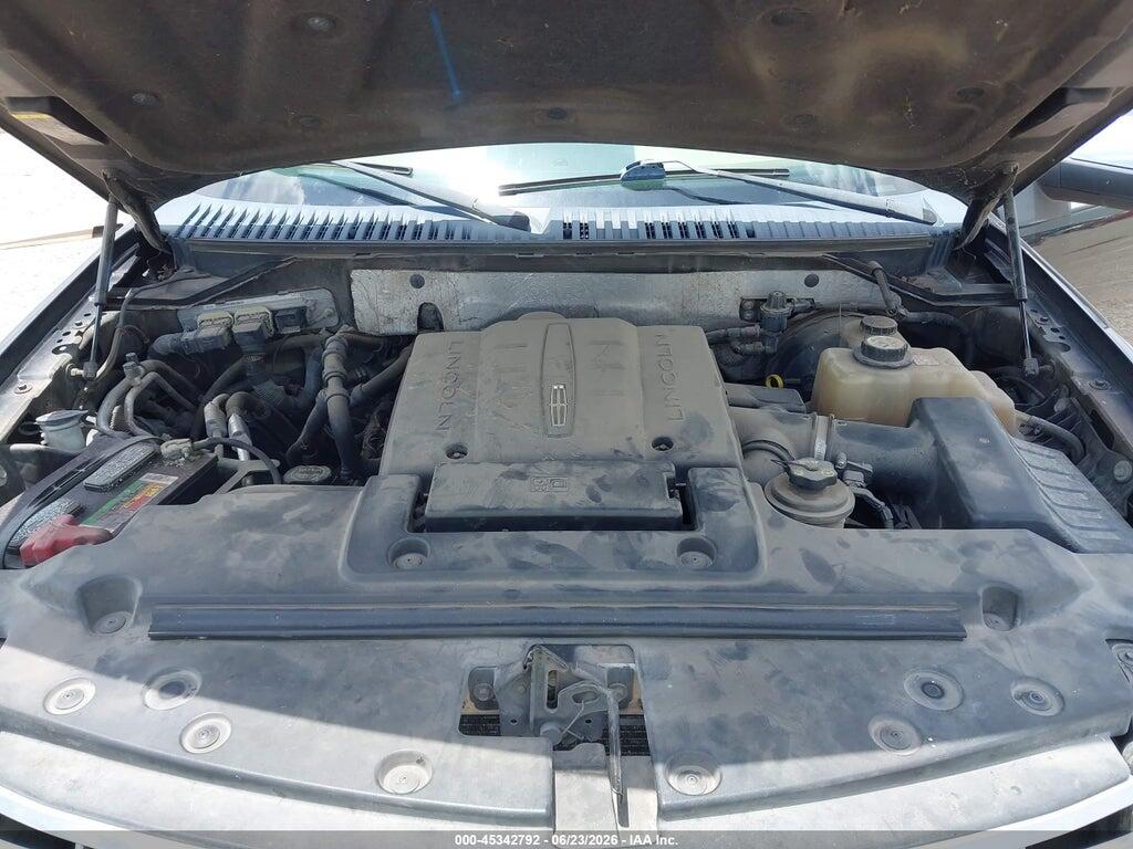 5LMFU27508LJ04745 2008 LINCOLN NAVIGATOR photo no. 10