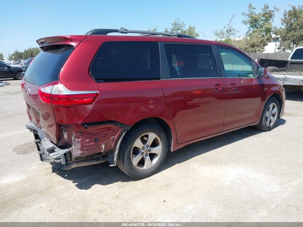 5TDKZ3DC5HS874910 2017 TOYOTA SIENNA photo no. 4