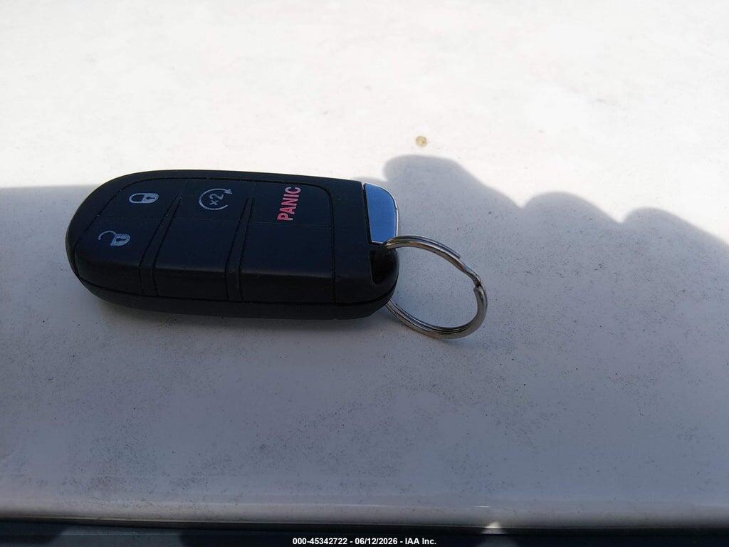 ZACCJBDB0JPH81762 2018 JEEP RENEGADE photo no. 11