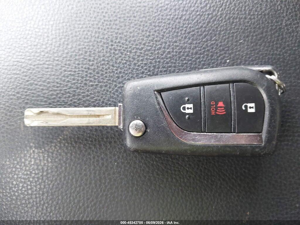 2T3F1RFV2NC279910 2022 TOYOTA RAV4 photo no. 11