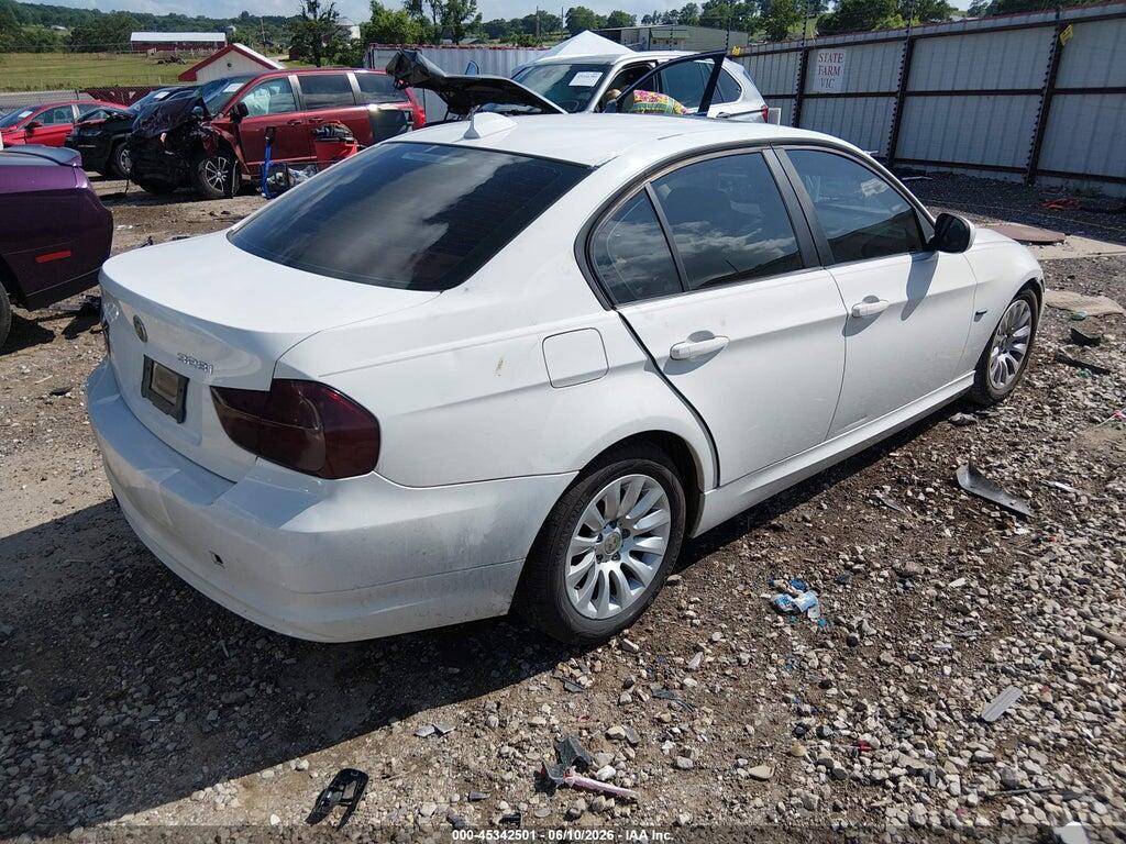 WBAPH77589NL82888 2009 BMW 328I photo no. 4