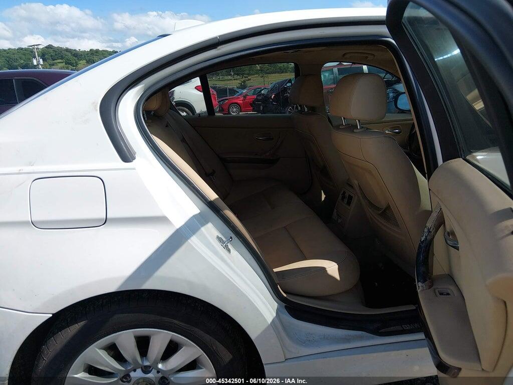 WBAPH77589NL82888 2009 BMW 328I photo no. 8