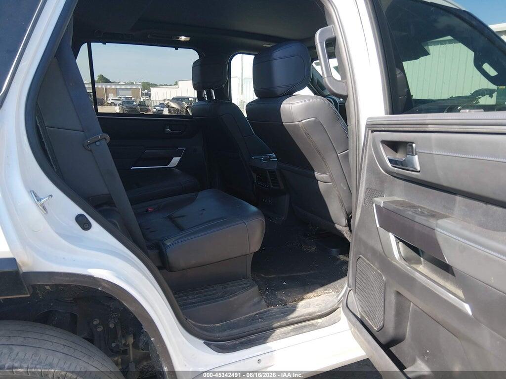 7SVAAABA4PX005156 2023 TOYOTA SEQUOIA photo no. 8
