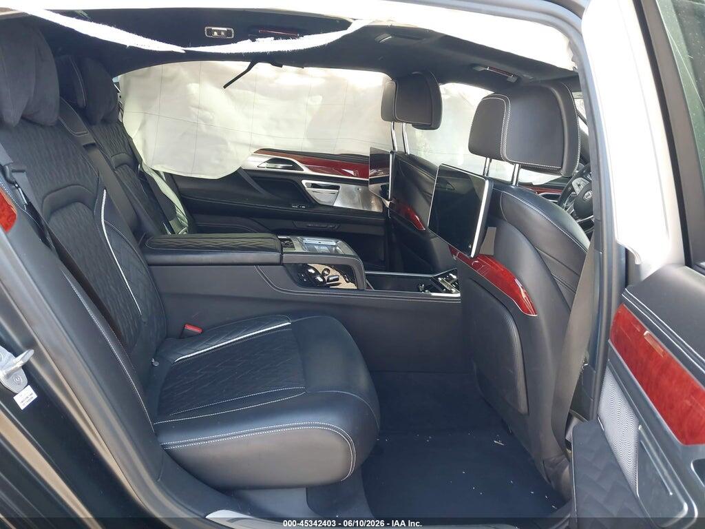 WBA7U2C12LCD08308 2020 BMW ALPINA B7 photo no. 8