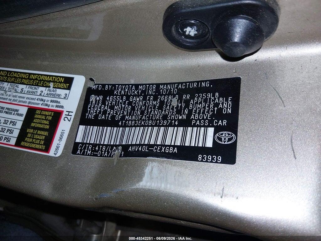 4T1BB3EK0BU139714 2011 TOYOTA CAMRY HYBRID photo no. 9