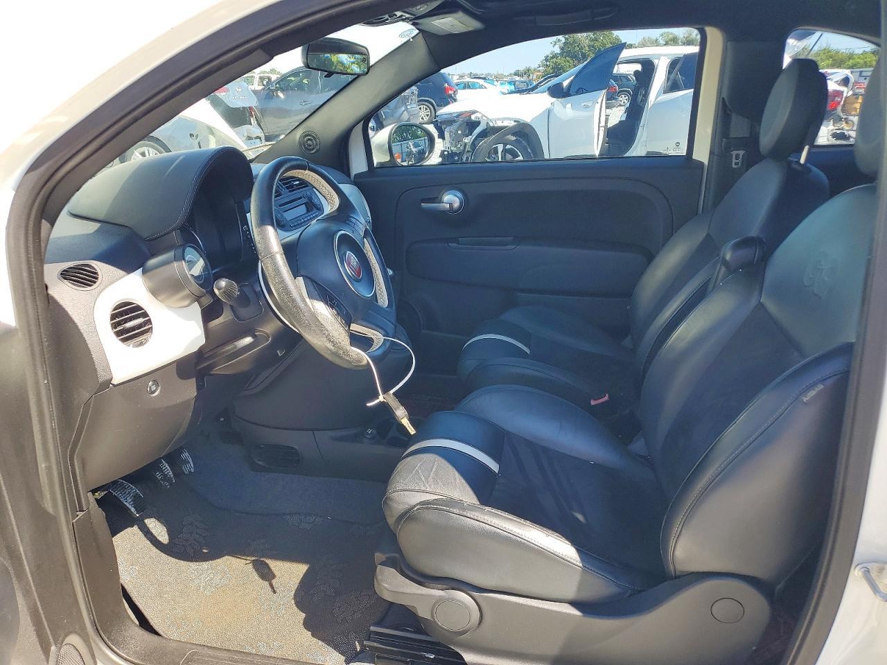 2014 FIAT 500 ABARTH — Фото 7 из 12