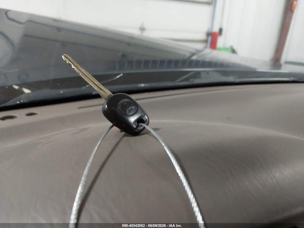 JTEEP21A940036937 2004 TOYOTA HIGHLANDER photo no. 11