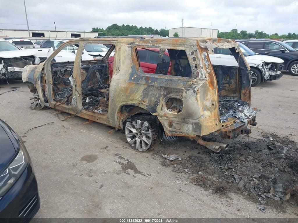 1GNSKFKD5NR184710 2022 CHEVROLET SUBURBAN photo no. 3