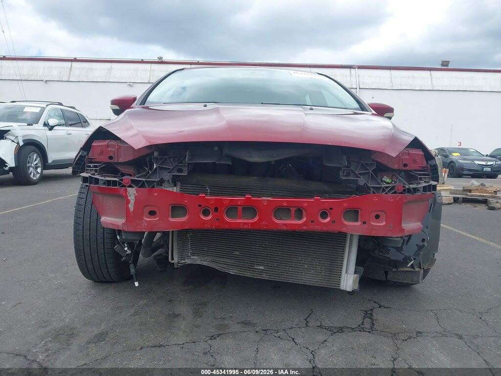 1FADP3K24GL247310 2016 FORD FOCUS photo no. 6