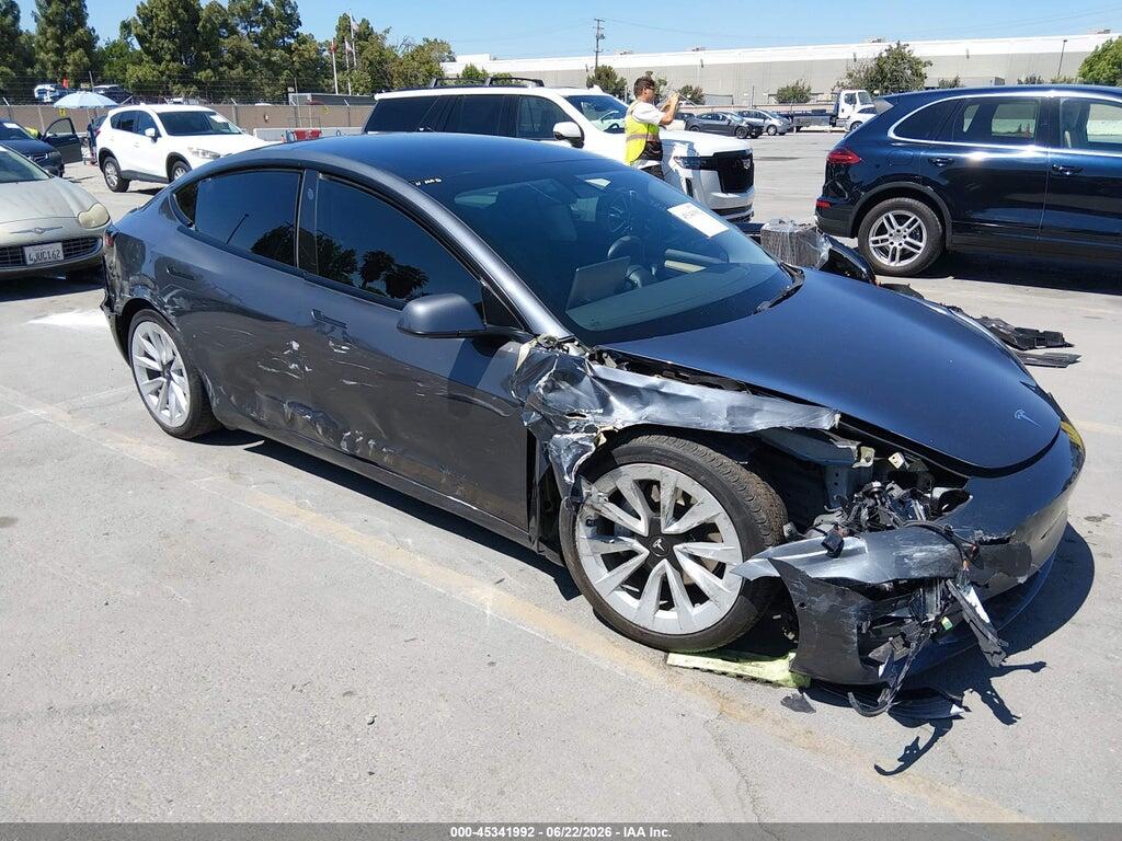 5YJ3E1EB9NF138756 2022 TESLA MODEL 3 photo no. 1