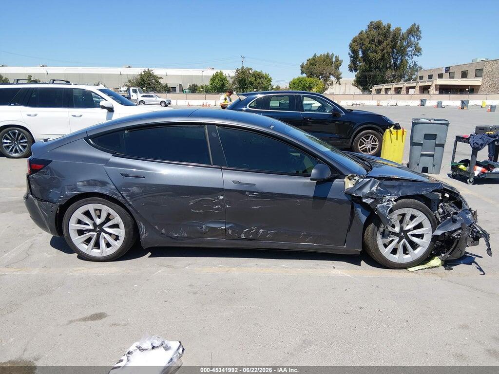 5YJ3E1EB9NF138756 2022 TESLA MODEL 3 photo no. 12