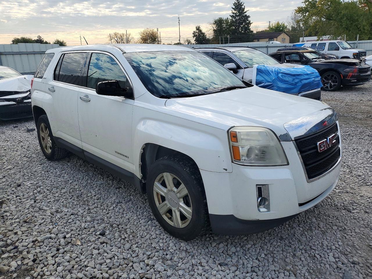 2014 GMC TERRAIN SLE — Фото 4 из 13