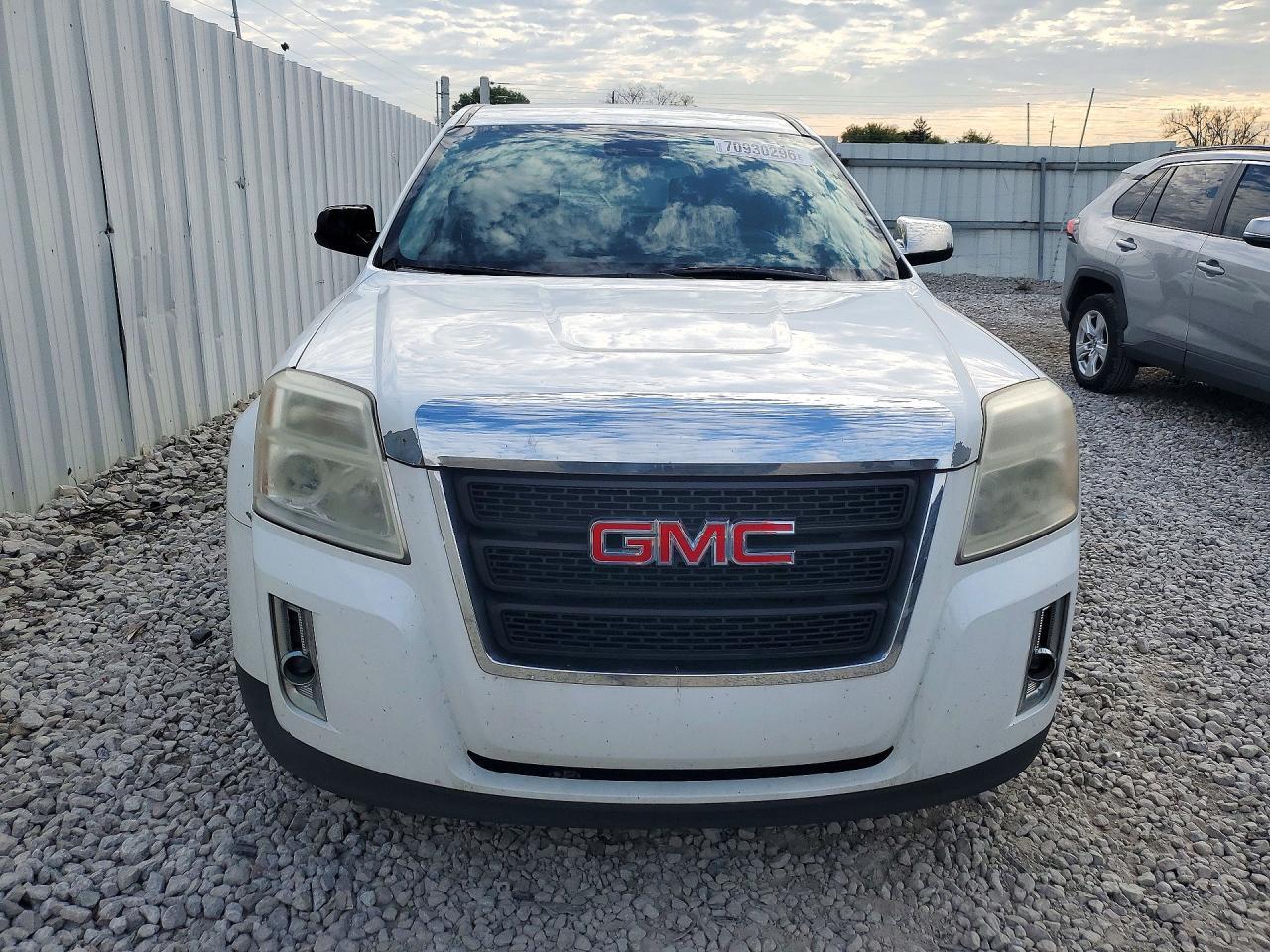 2014 GMC TERRAIN SLE — Фото 5 из 13