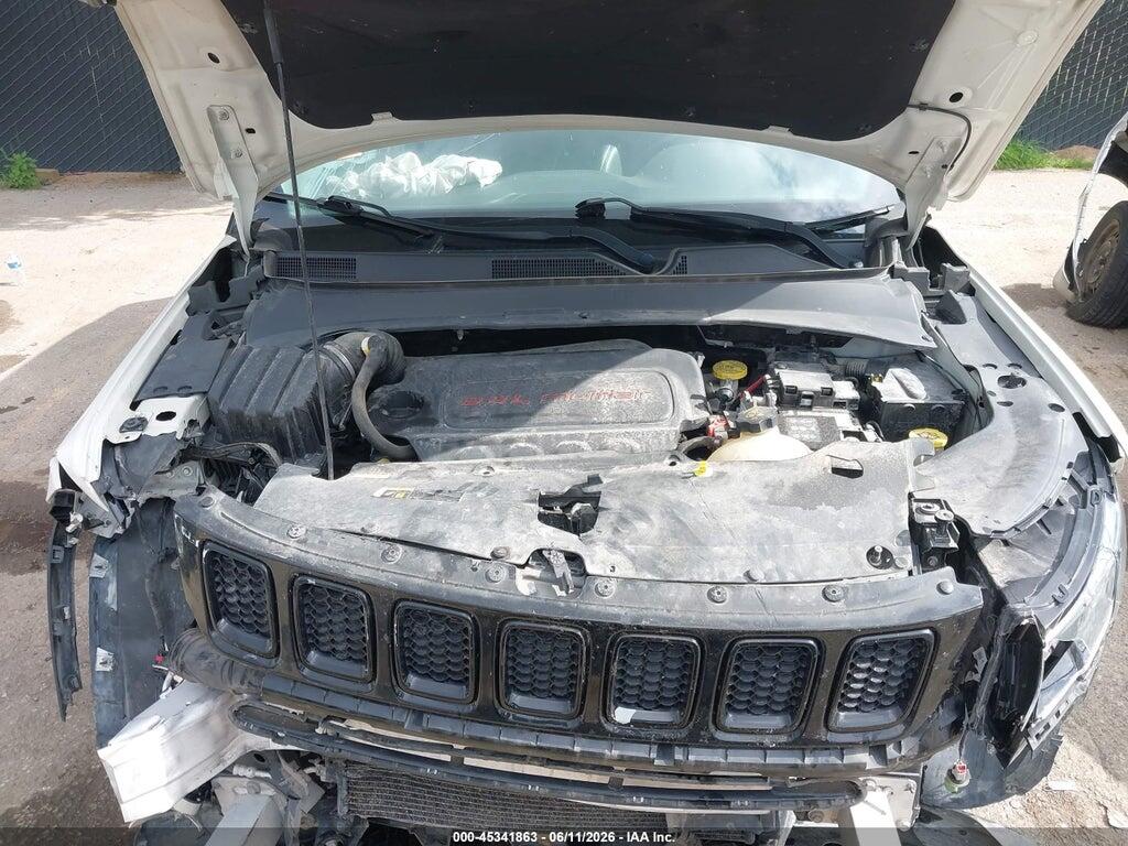 3C4NJDBB6JT394777 2018 JEEP COMPASS photo no. 10