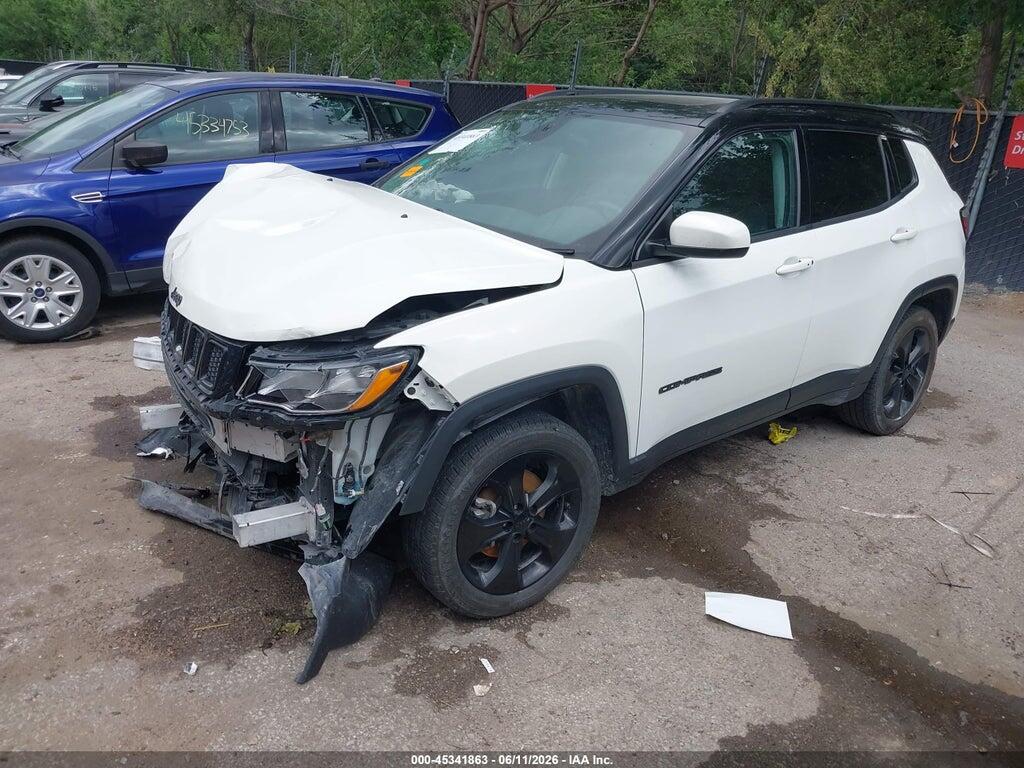 3C4NJDBB6JT394777 2018 JEEP COMPASS photo no. 2