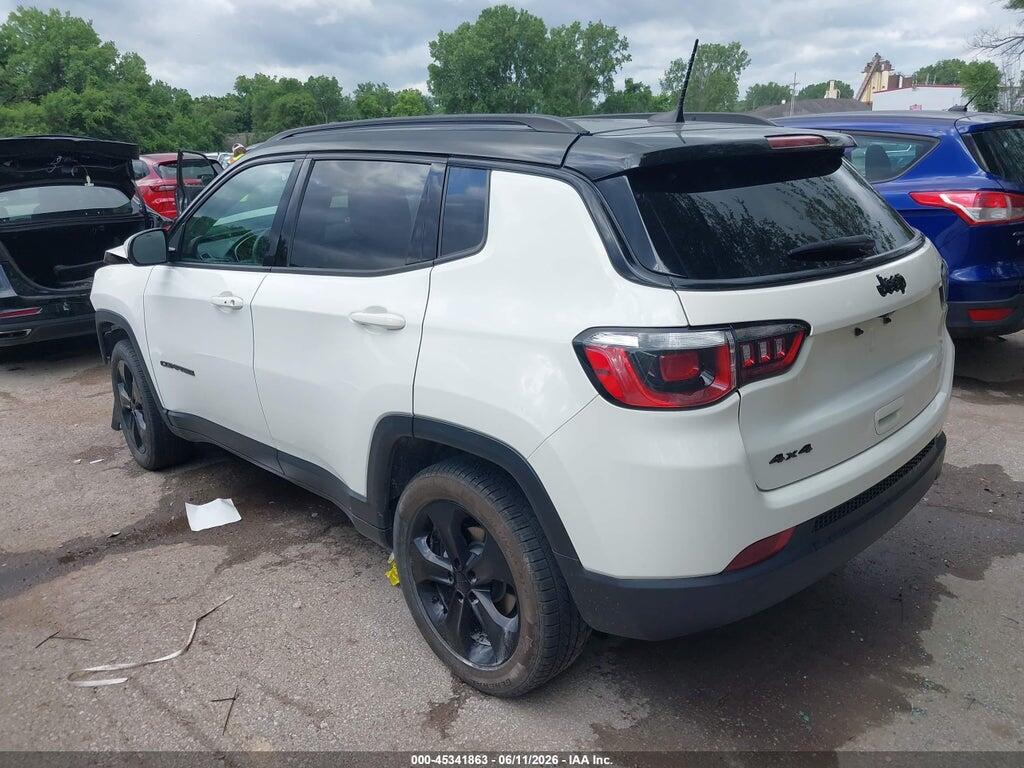 3C4NJDBB6JT394777 2018 JEEP COMPASS photo no. 3