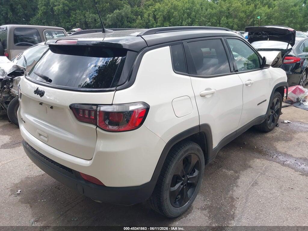 3C4NJDBB6JT394777 2018 JEEP COMPASS photo no. 4