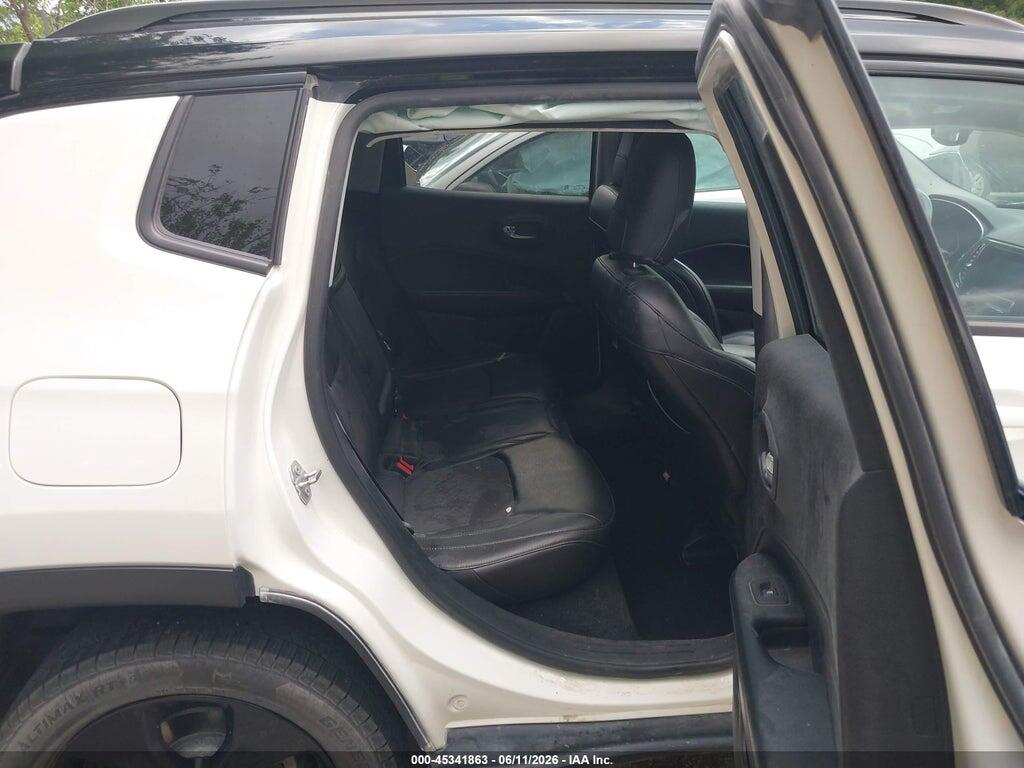 3C4NJDBB6JT394777 2018 JEEP COMPASS photo no. 8